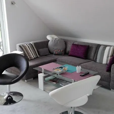 Ferienwohnung Anita * Annweiler am Trifels